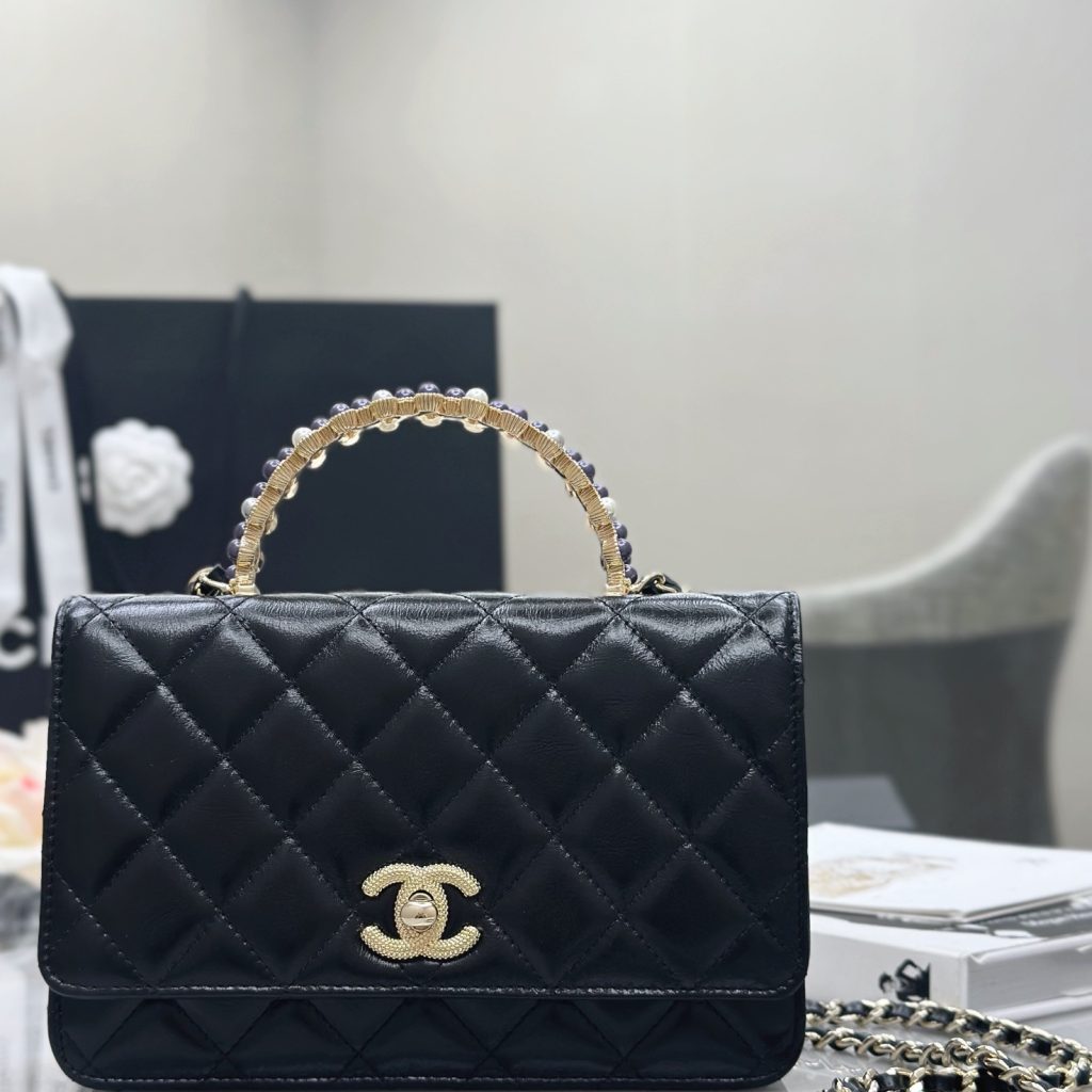 Chanel WOC Mini Wallet on Chain in Caviar Leather and Magnetic Snap Shoulder Crossbody Designer