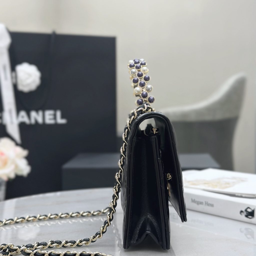 Chanel WOC Mini Wallet on Chain in Caviar Leather and Magnetic Snap Shoulder Crossbody Designer