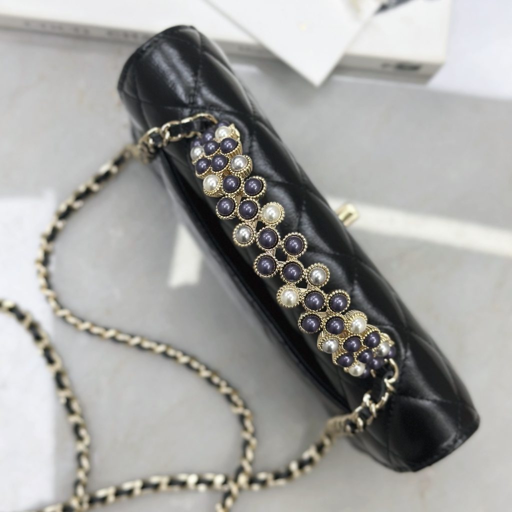 Chanel WOC Mini Wallet on Chain in Caviar Leather and Magnetic Snap Shoulder Crossbody Designer