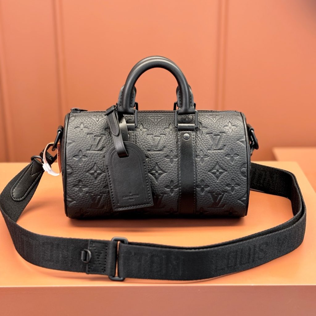 Louis Vuitton Keepall Bandouliere 25 Monogram Eclipse Canvas Zipper Hand Carry Shoulder Crossbody