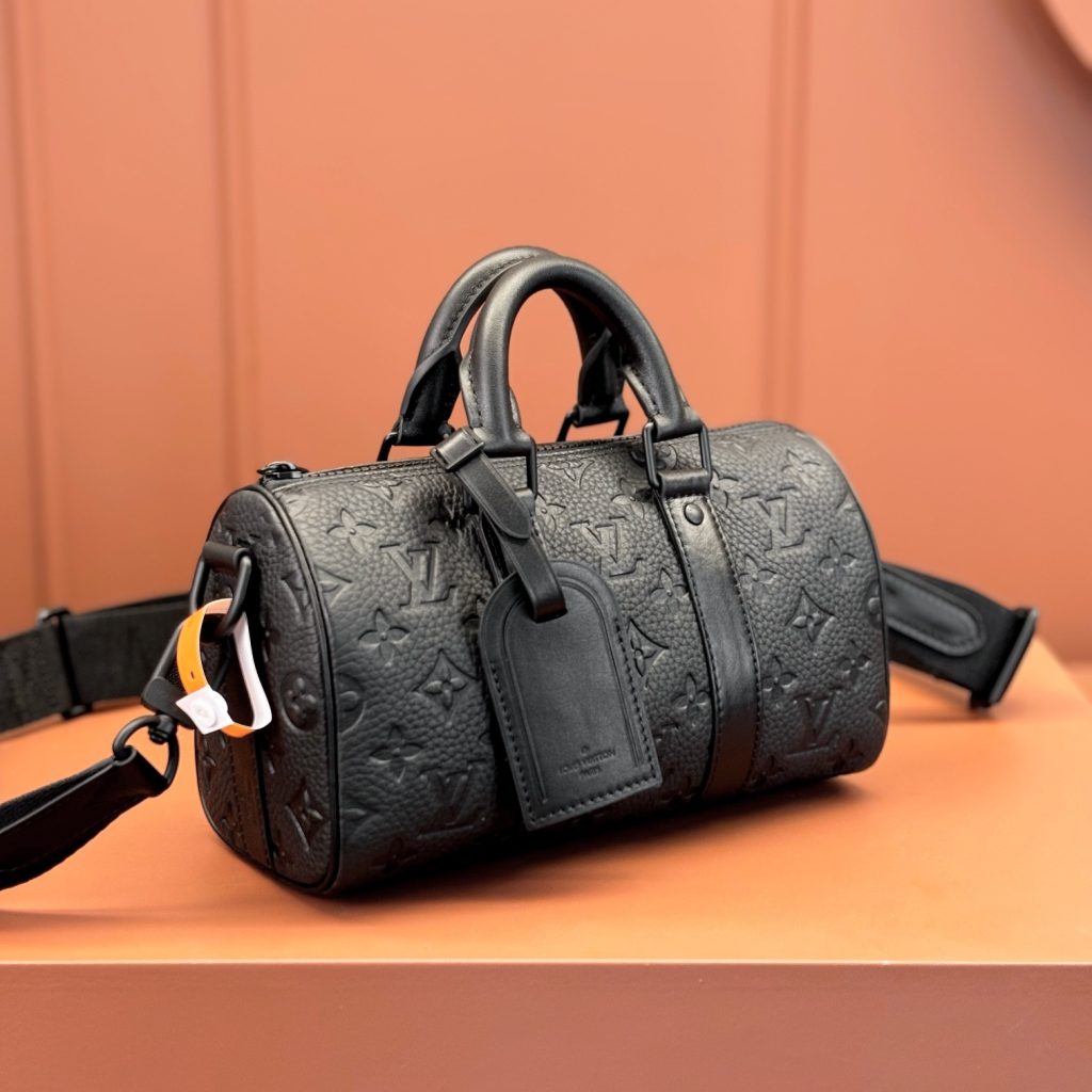 Louis Vuitton Keepall Bandouliere 25 Monogram Eclipse Canvas Zipper Hand Carry Shoulder Crossbody