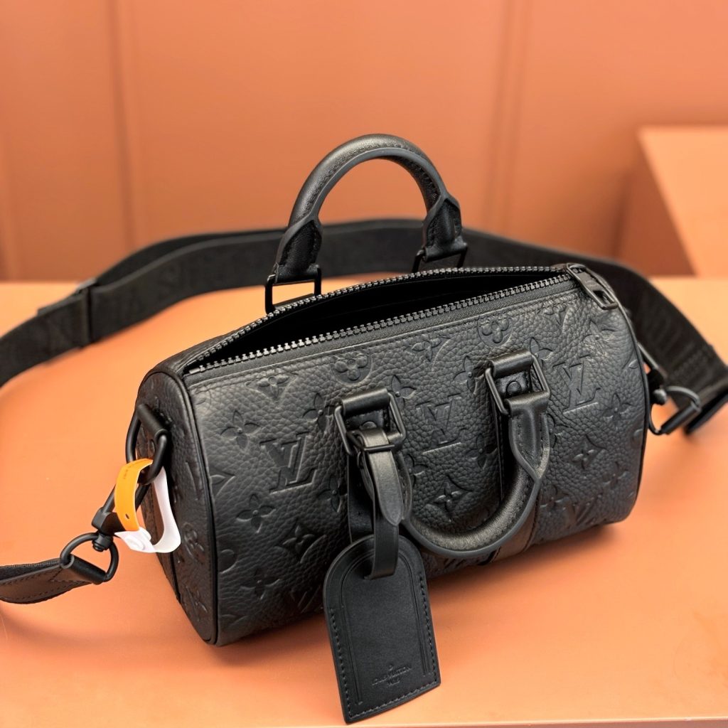 Louis Vuitton Keepall Bandouliere 25 Monogram Eclipse Canvas Zipper Hand Carry Shoulder Crossbody
