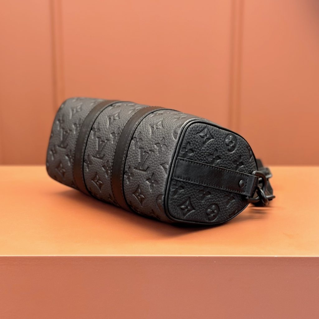 Louis Vuitton Keepall Bandouliere 25 Monogram Eclipse Canvas Zipper Hand Carry Shoulder Crossbody
