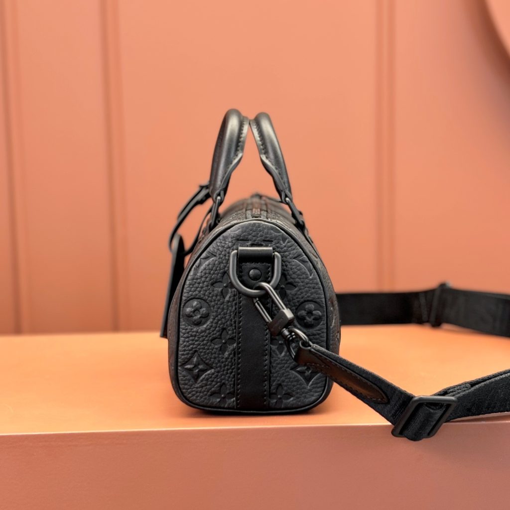 Louis Vuitton Keepall Bandouliere 25 Monogram Eclipse Canvas Zipper Hand Carry Shoulder Crossbody