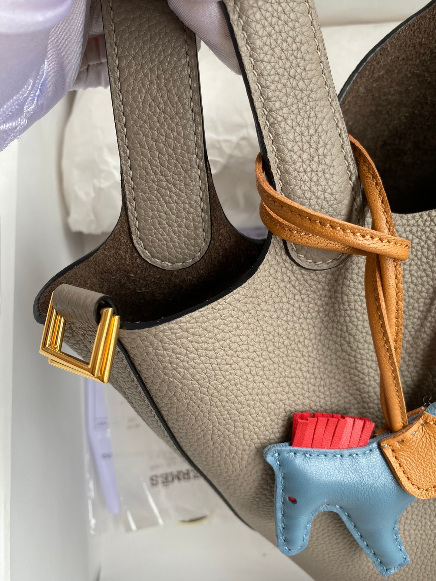 Hermes Picotin Lock 18 Bucket Bag, Gold Hardware Grain Leather for Hand Shoulder Crossbody Carry