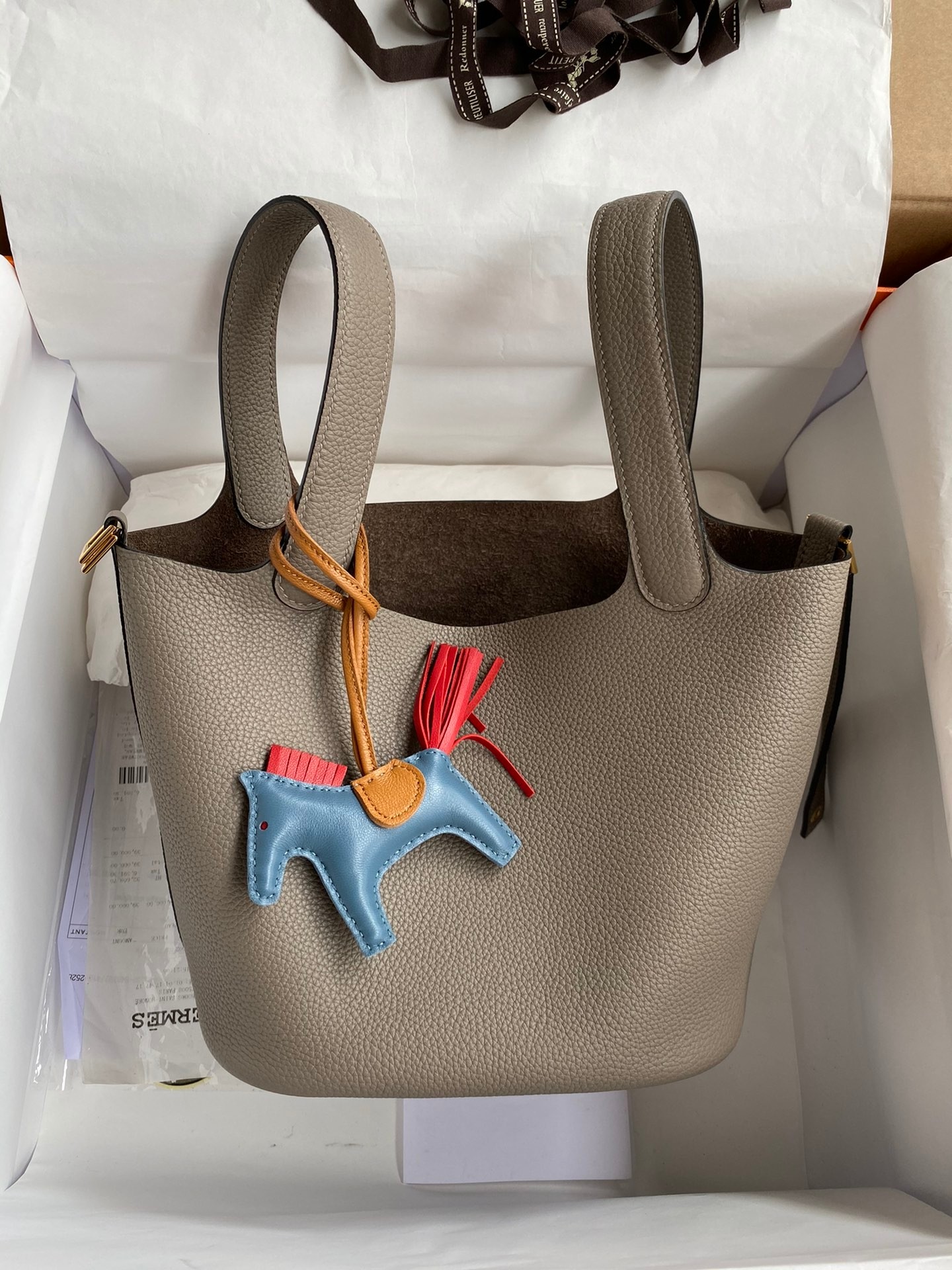 Hermes Picotin Lock 18 Bucket Bag, Gold Hardware Grain Leather for Hand Shoulder Crossbody Carry