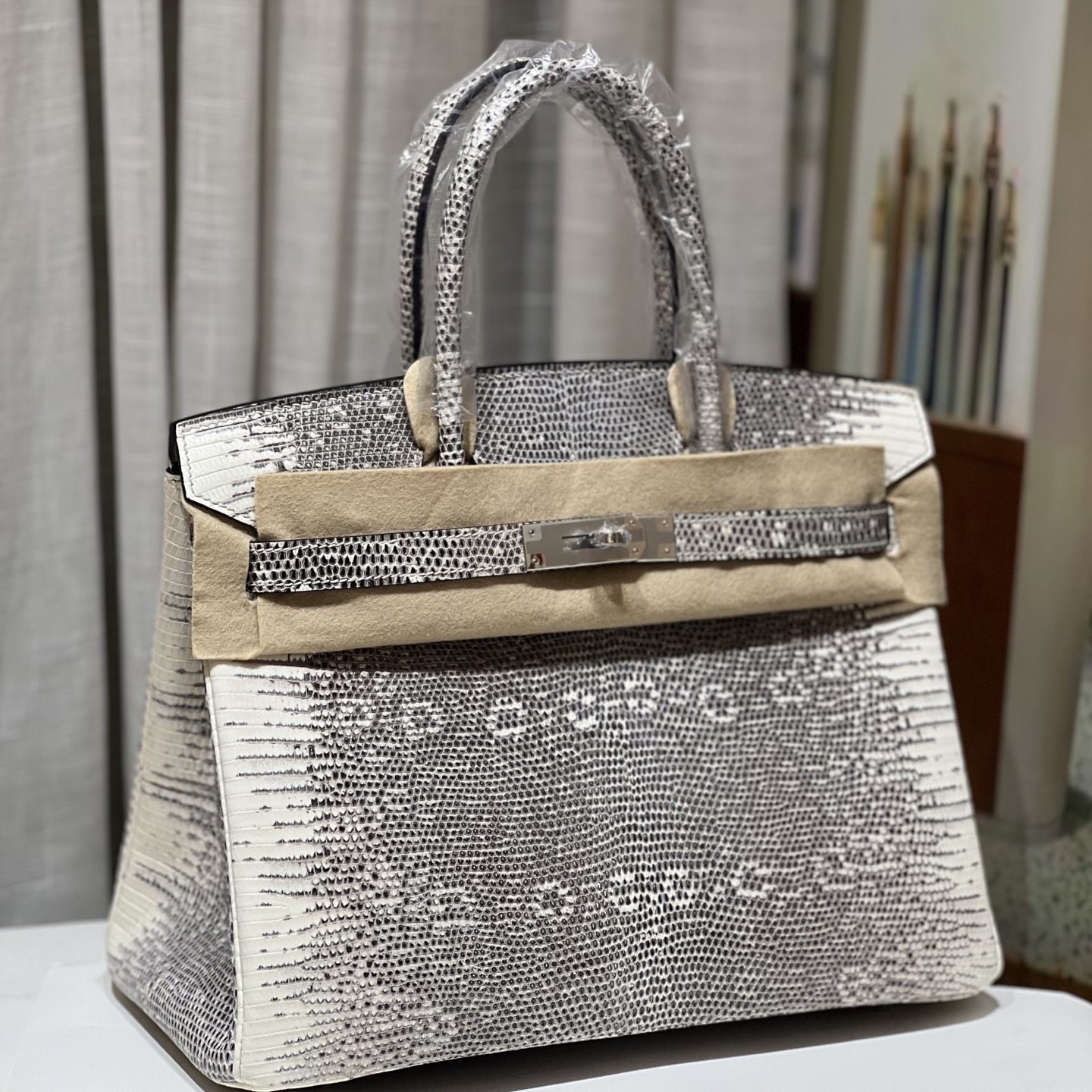 Hermès Birkin 30cm in Lizard with Turn Lock and Gold Hardware for Handheld Shoulder Crossbody Carry