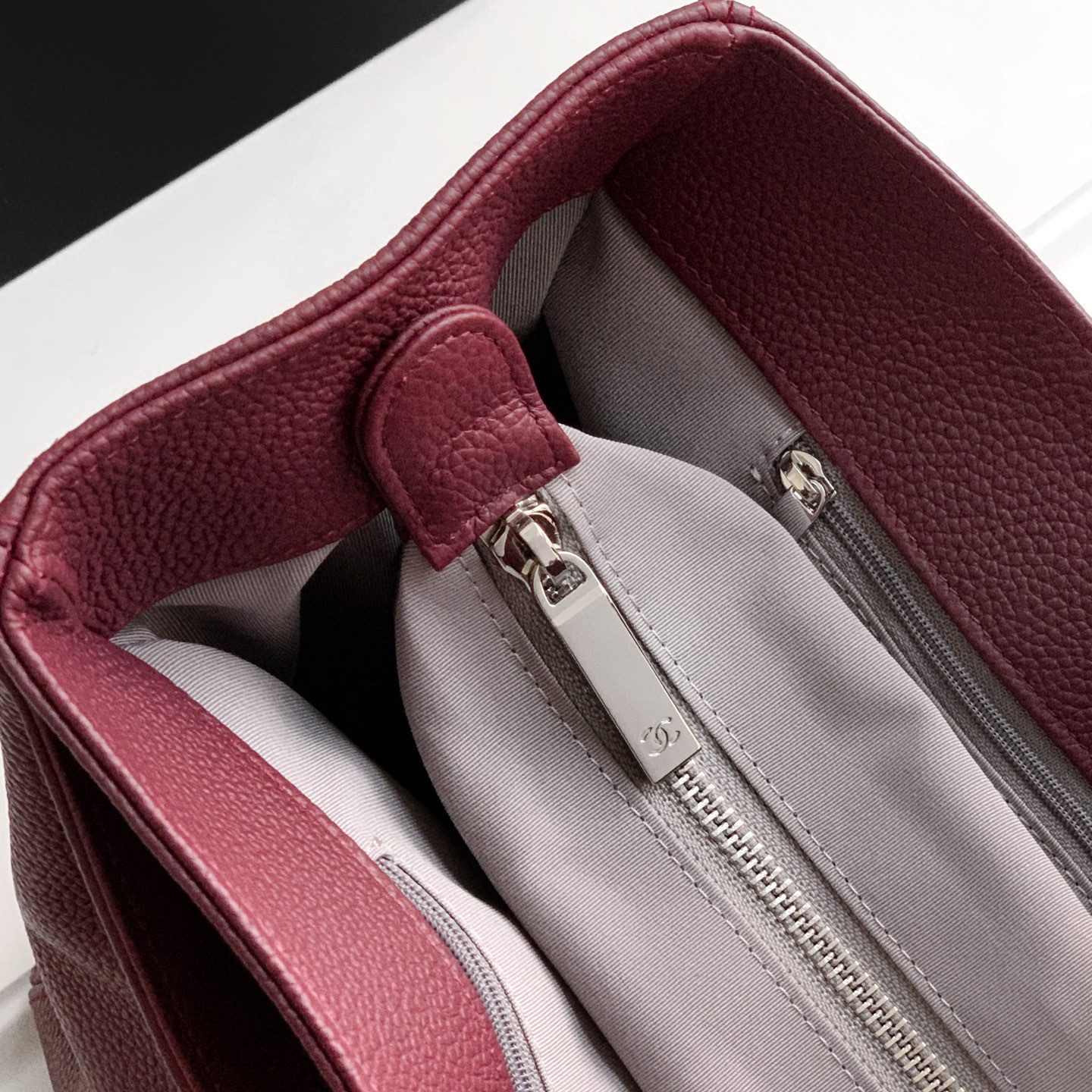 Chanel Cerf Tote Large in Calfskin Leather with Zipper Closure for Hand Shoulder Crossbody Carry