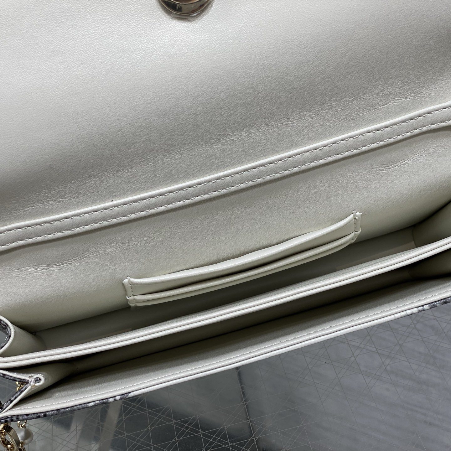 Dior Lady in Calfskin with Lizard Grain Pattern and Magnetic Snap for Handheld Shoulder Carry