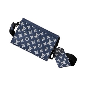 Louis Vuitton Taïgarama in Monogram Coated Canvas / Taïga Leather with Zipper Closure for Shoulder B