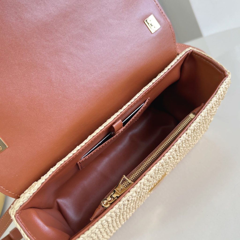 Louis Vuitton Twist MM in Natural Straw with Lock for Shoulder Crossbody Bag Carry