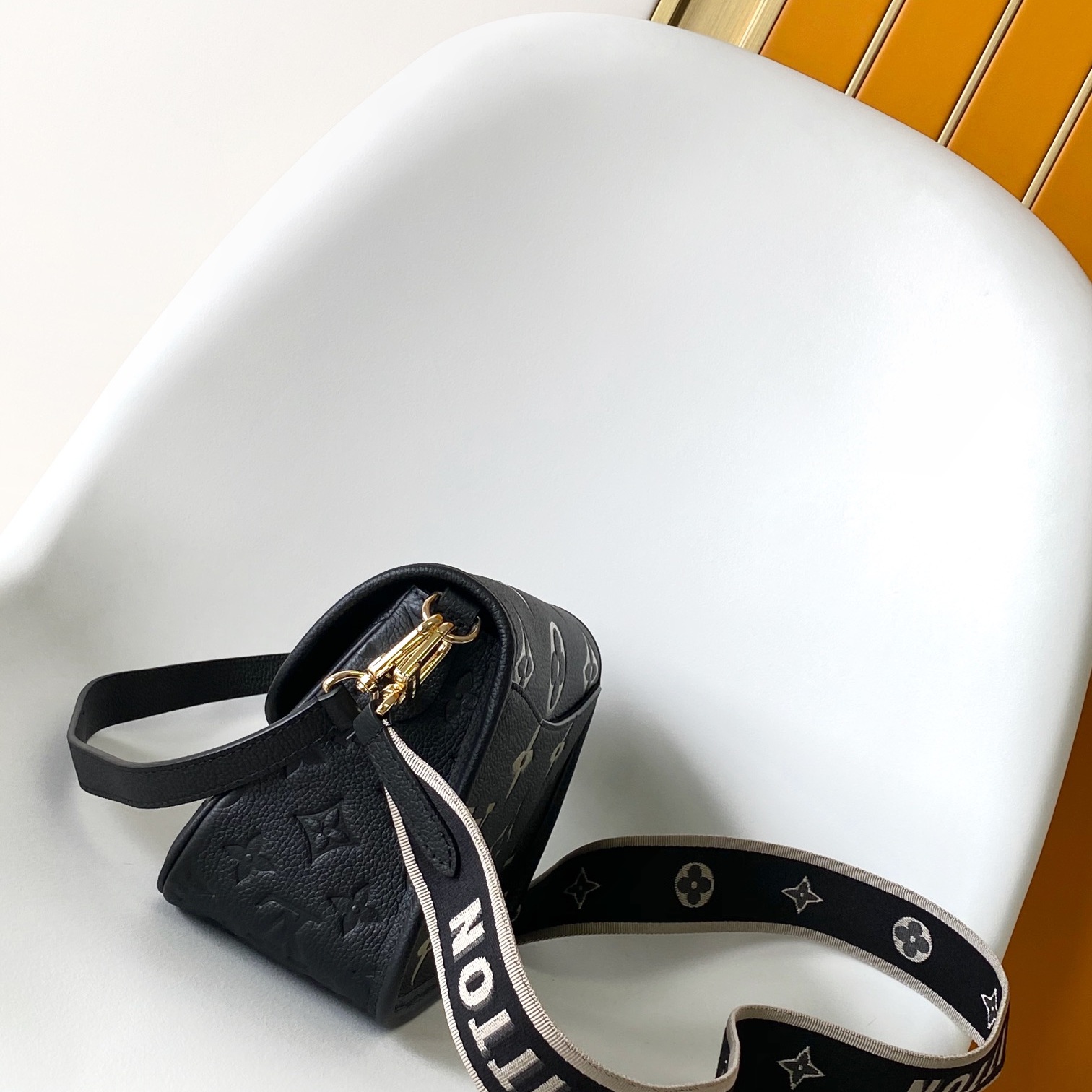 Louis Vuitton Diane in Monogram Empreinte Leather with Turn-lock Flap Closure for Shoulder BagCrossb