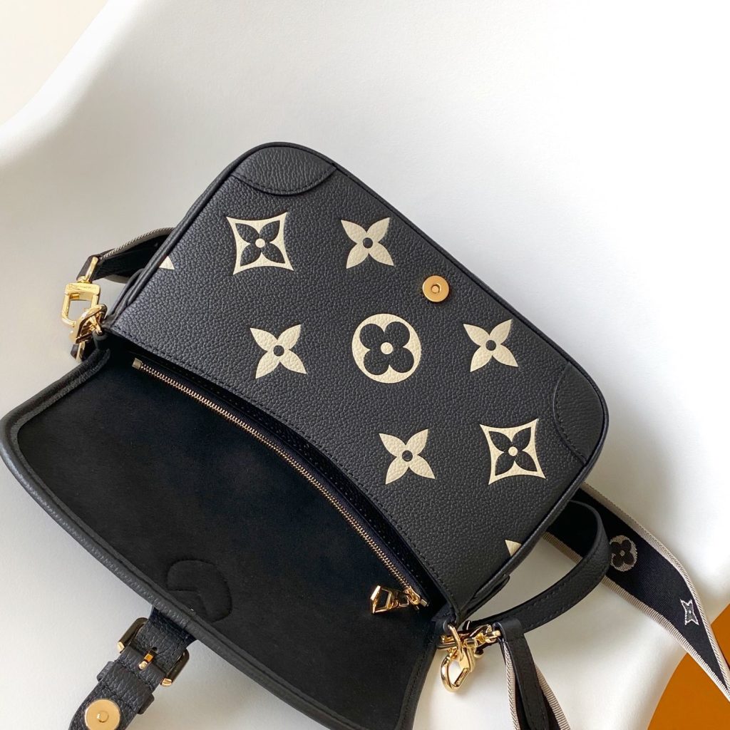 Louis Vuitton Diane in Monogram Empreinte Leather with Turn-lock Flap Closure for Shoulder BagCrossb