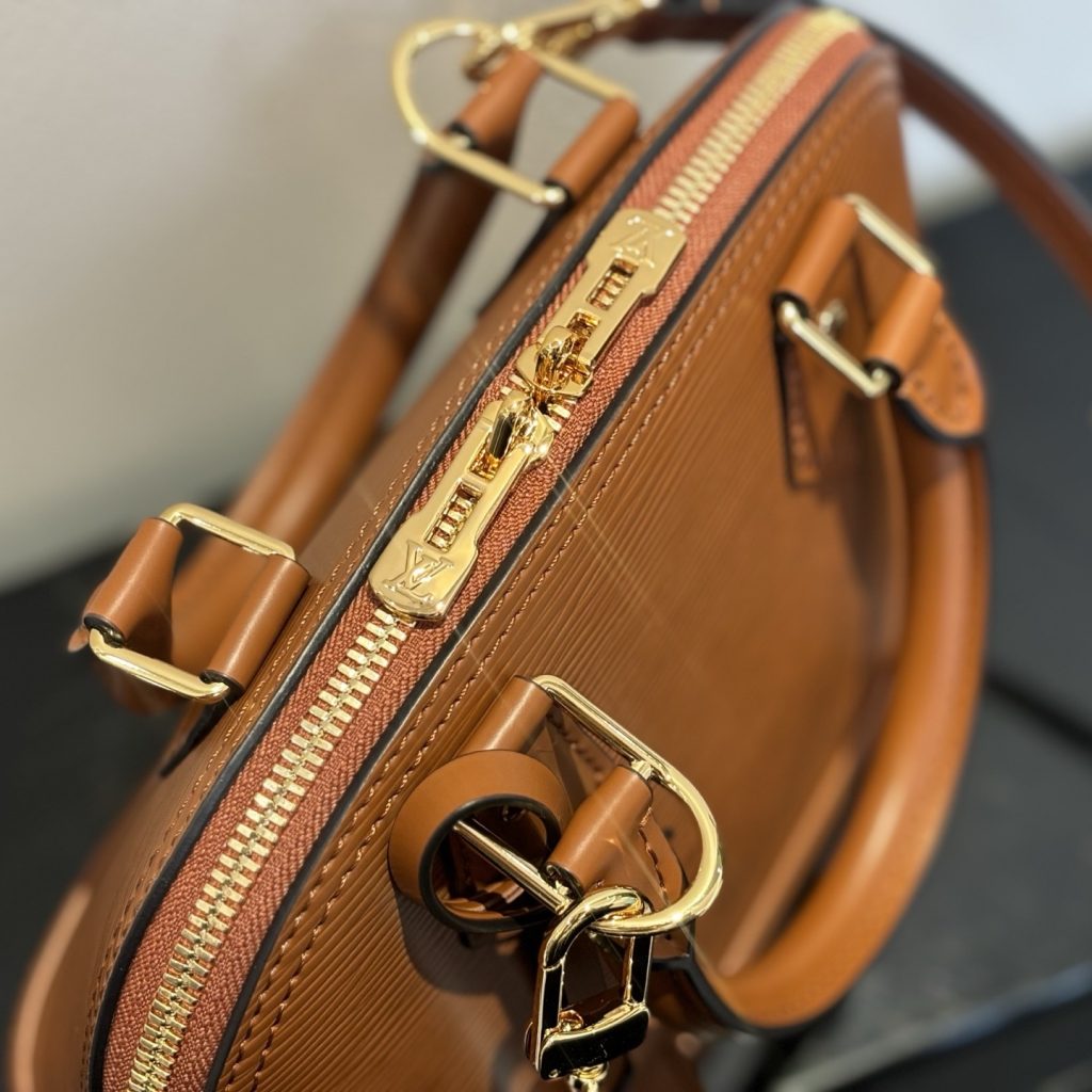 Louis Vuitton Alma BB in Epi Leather with Zipper for Handheld Shoulder Crossbody Carry