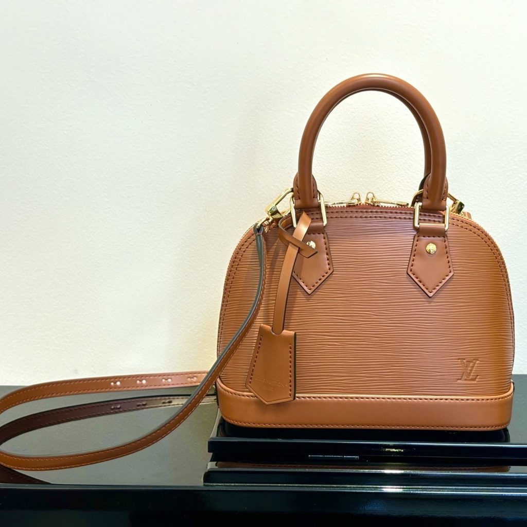 Louis Vuitton Alma BB in Epi Leather with Zipper for Handheld Shoulder Crossbody Carry
