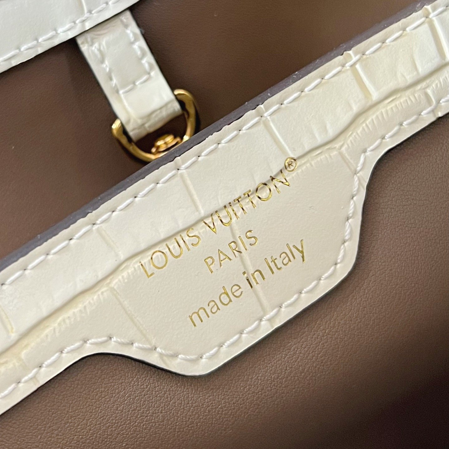 Louis Vuitton Capucines BB in Crocodile Embossed Leather with Flap Closure for Shoulder Bag Carry