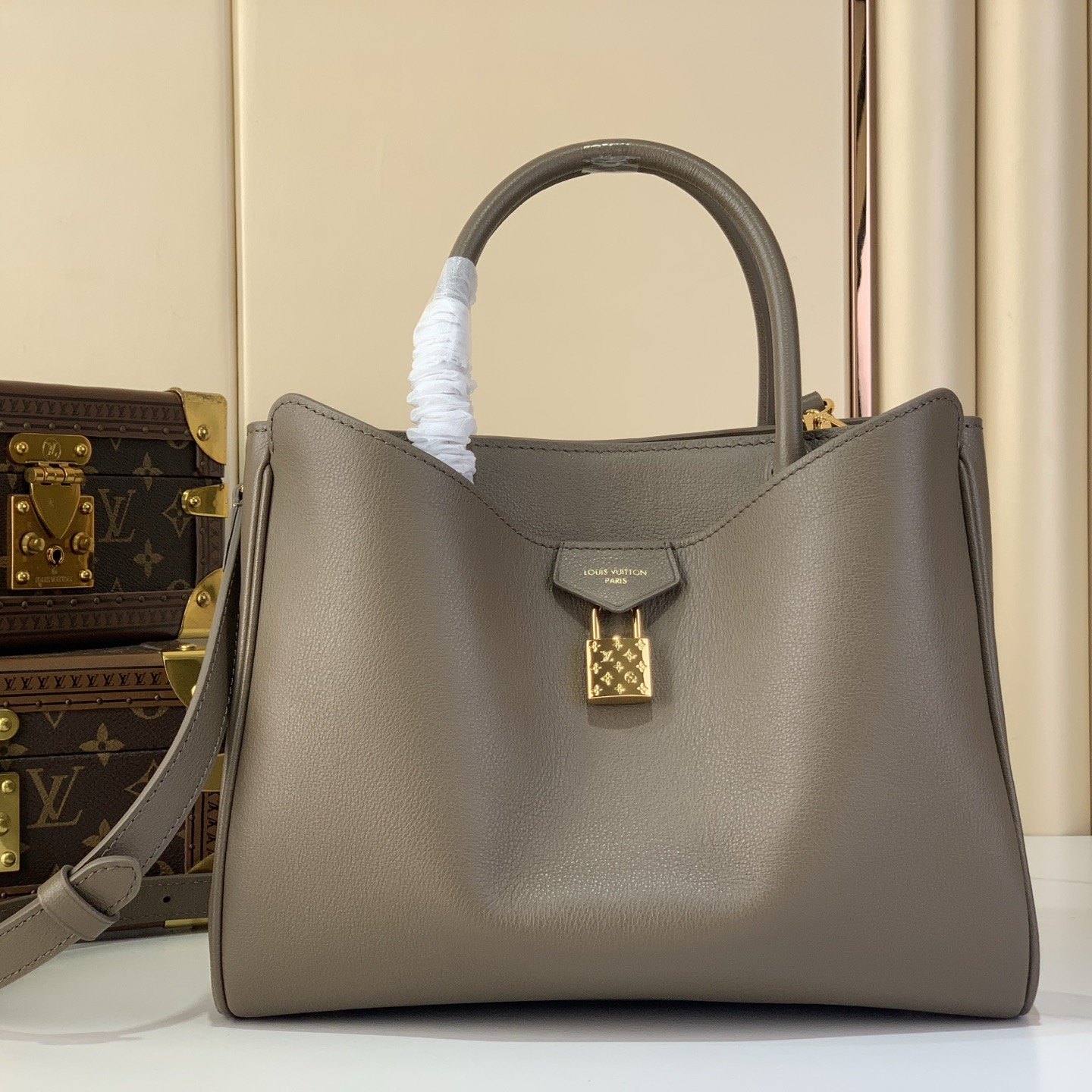 Louis Vuitton Vendome Pochette in Monogram Eclipse Leather with Zipper Closure for Handheld Carry