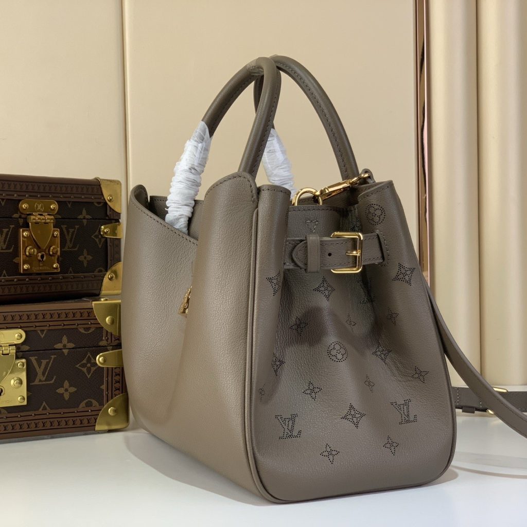 Louis Vuitton Vendome Pochette in Monogram Eclipse Leather with Zipper Closure for Handheld Carry