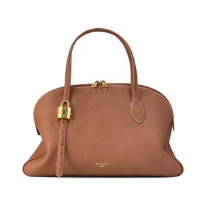 Louis Vuitton Sac Low Key in Grained Calfskin with Zipper Closure for Hand CarryShoulder Carry Duffl