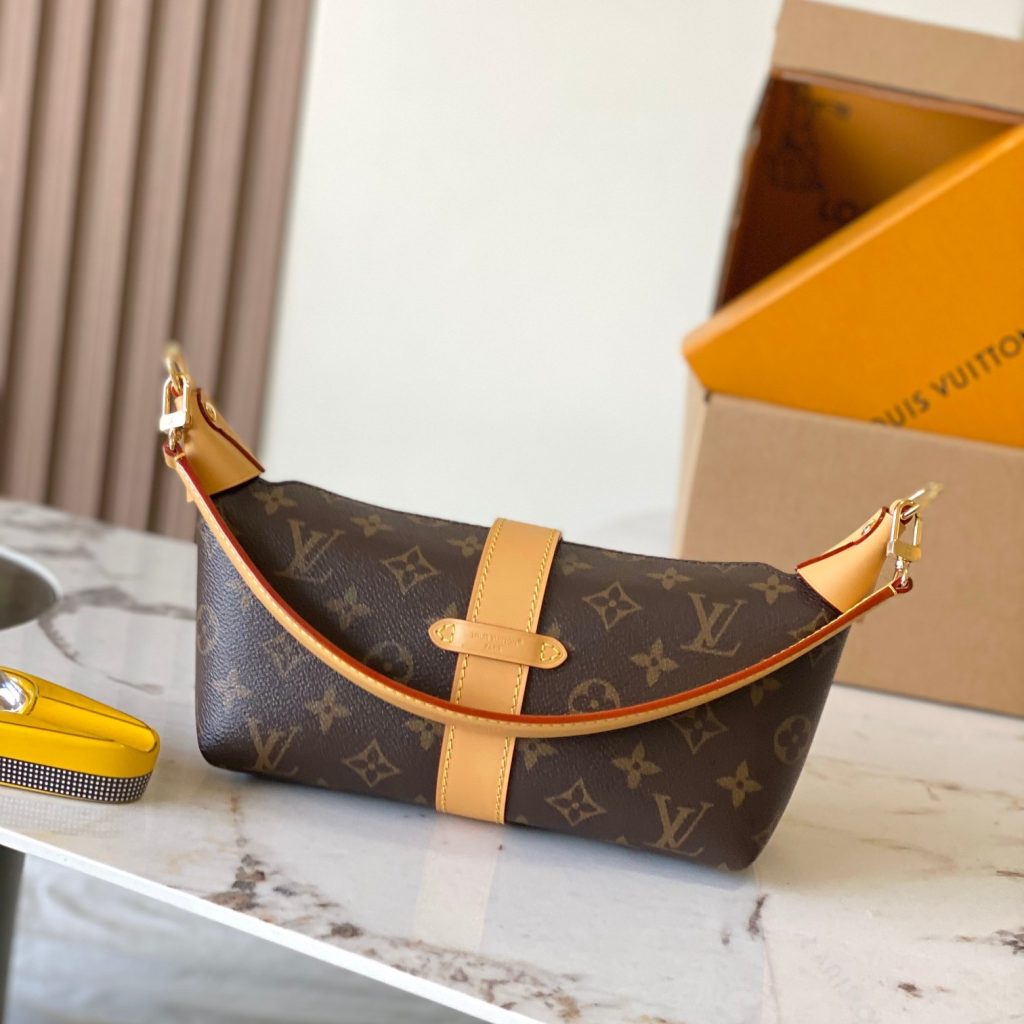 Louis Vuitton Vanity Chain in Monogram Canvas with Magnetic Snap for Shoulder Crossbody Carry