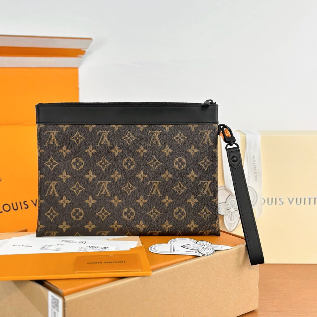 Louis Vuitton Pochette To-Go in Monogram Eclipse Canvas with Zipper Closure for HandheldWristlet