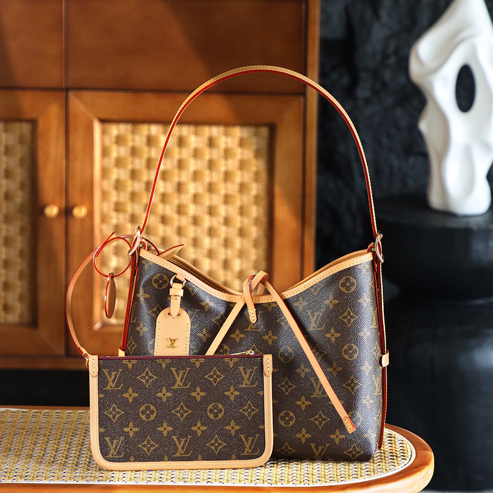 Louis Vuitton Petite Malle Soft MM in Monogram Canvas with Zipper for Handheld Shoulder Carry