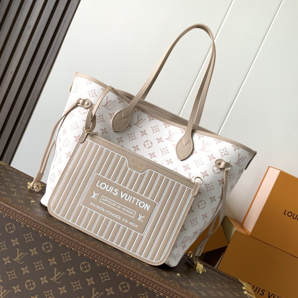 Louis Vuitton Neverfull MM in Monogram Eclipse Canvas with Open Top and Side Sliders for Hand Carry