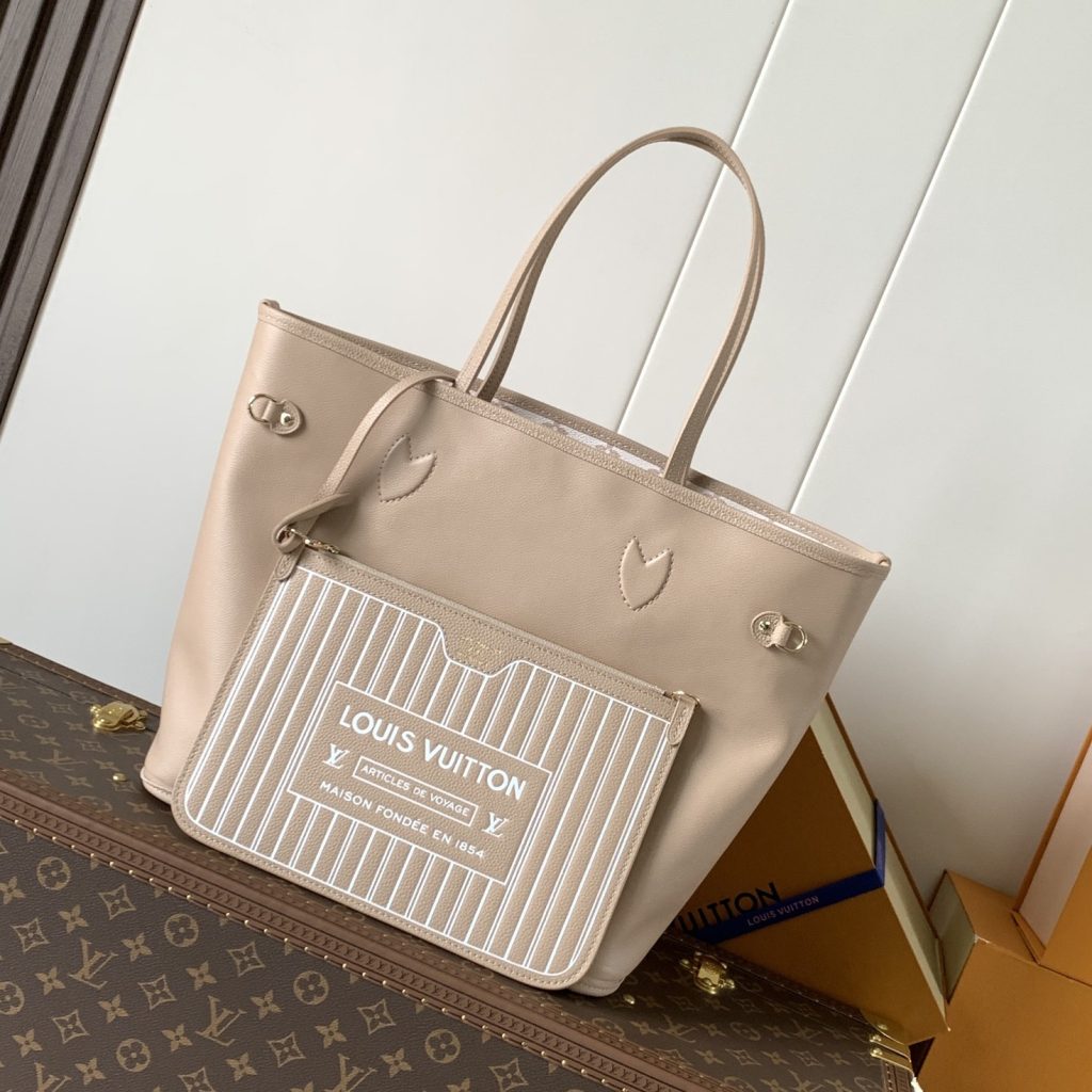 Louis Vuitton Neverfull MM in Monogram Eclipse Canvas with Open Top and Side Sliders for Hand Carry