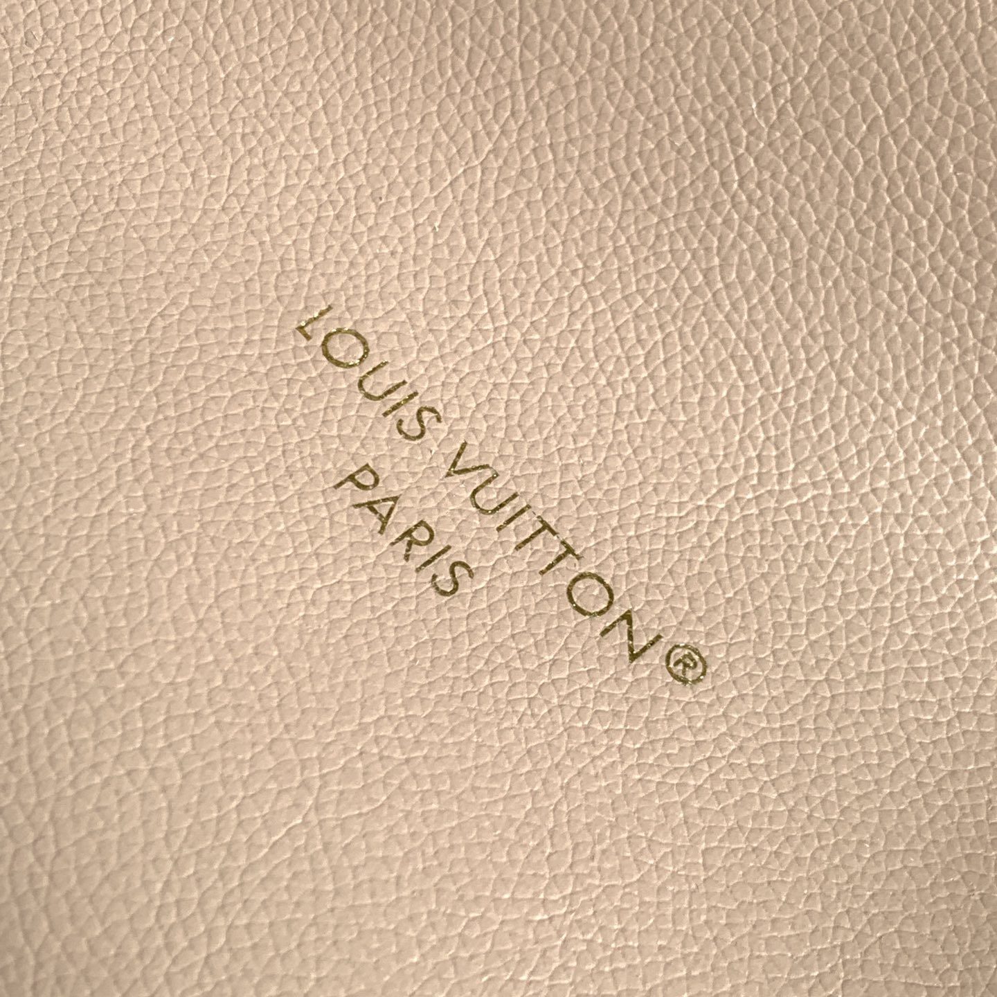 Louis Vuitton Neverfull MM in Monogram Eclipse Canvas with Open Top and Side Sliders for Hand Carry