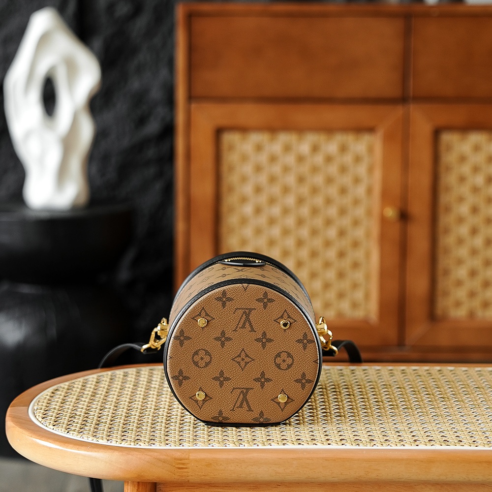 Louis Vuitton Boîte Chapeau 30cm in Monogram Canvas with Black Leather Trim and Zipper
