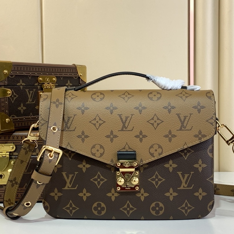 Louis Vuitton Pochette Métis PM in Monogram Canvas with Turn Lock Flap for Shoulder Crossbody
