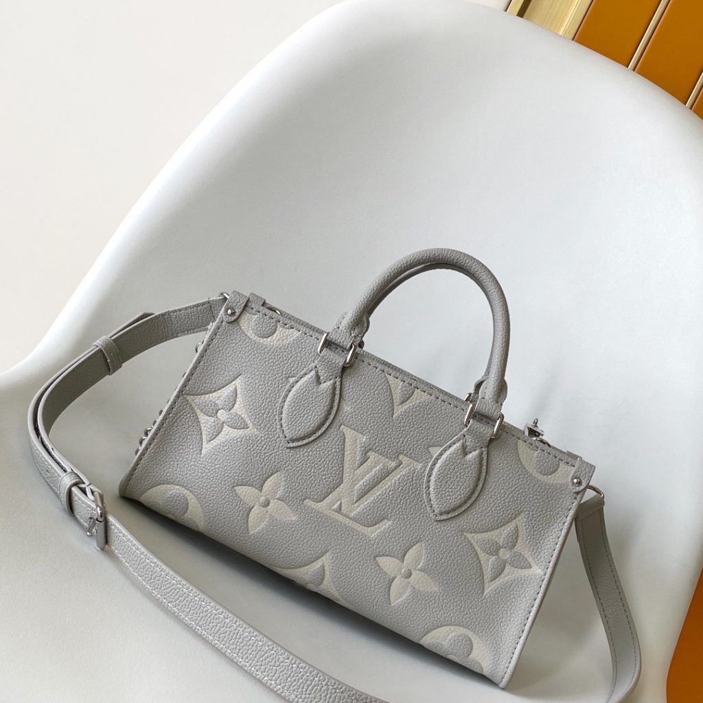 Louis Vuitton OnTheGo MM in Monogram Taurillon Leather with Zipper Closure for Handheld Shoulder Cro
