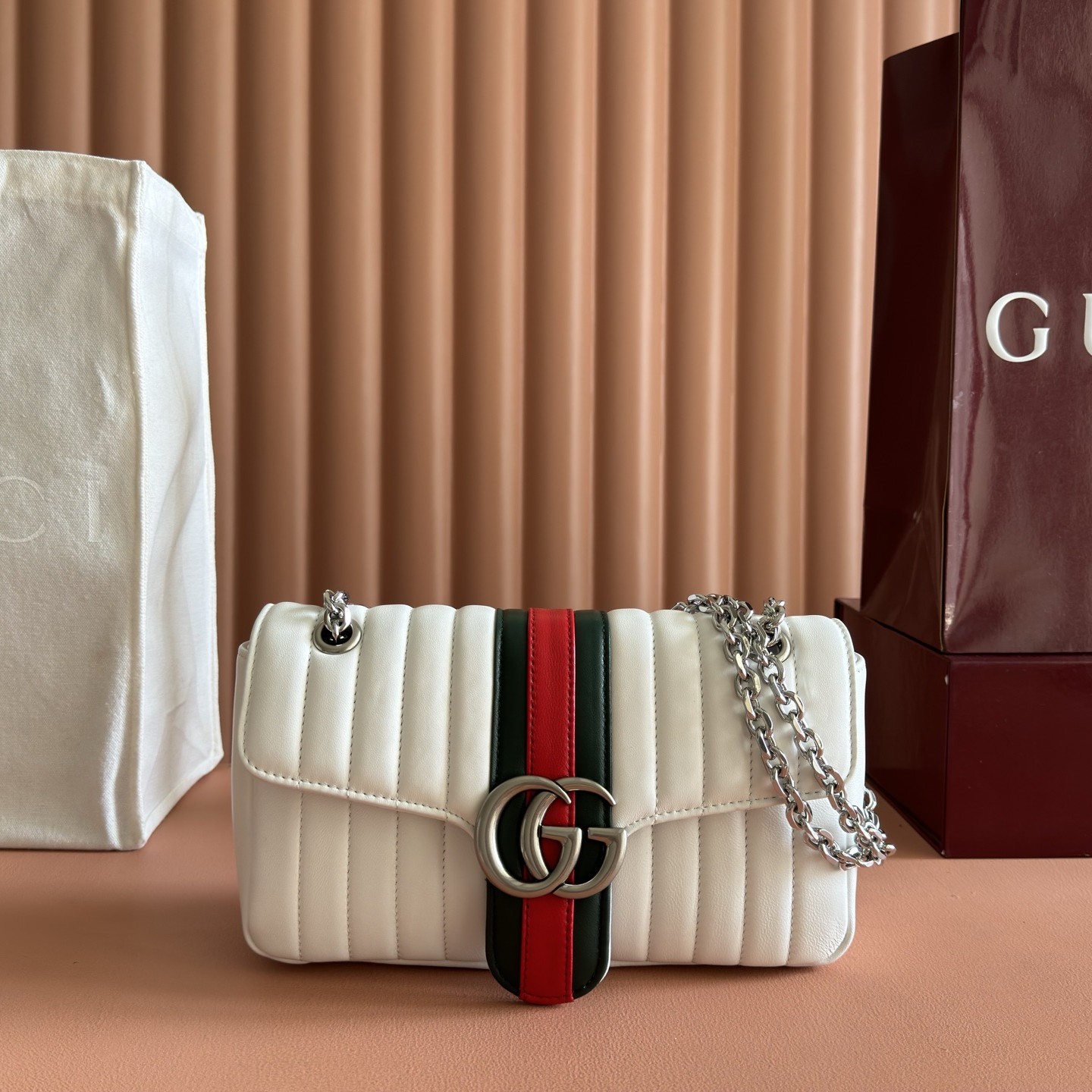 Gucci GG Marmont in Matte Lambskin with Pin Lock for Handheld Shoulder Bag Carry