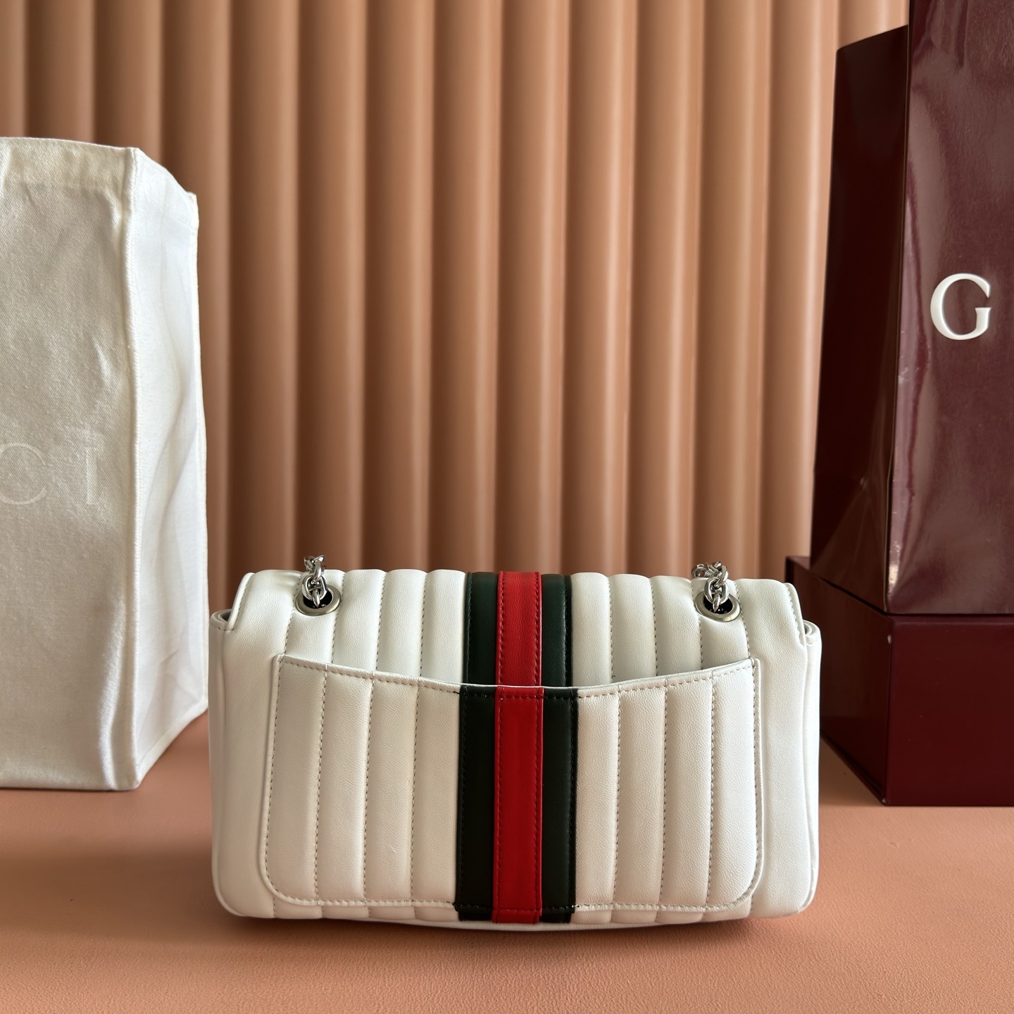 Gucci GG Marmont in Matte Lambskin with Pin Lock for Handheld Shoulder Bag Carry