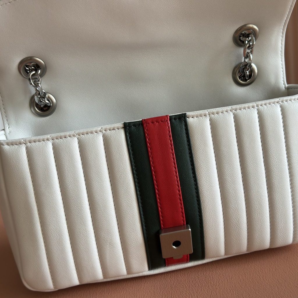 Gucci GG Marmont in Matte Lambskin with Pin Lock for Handheld Shoulder Bag Carry