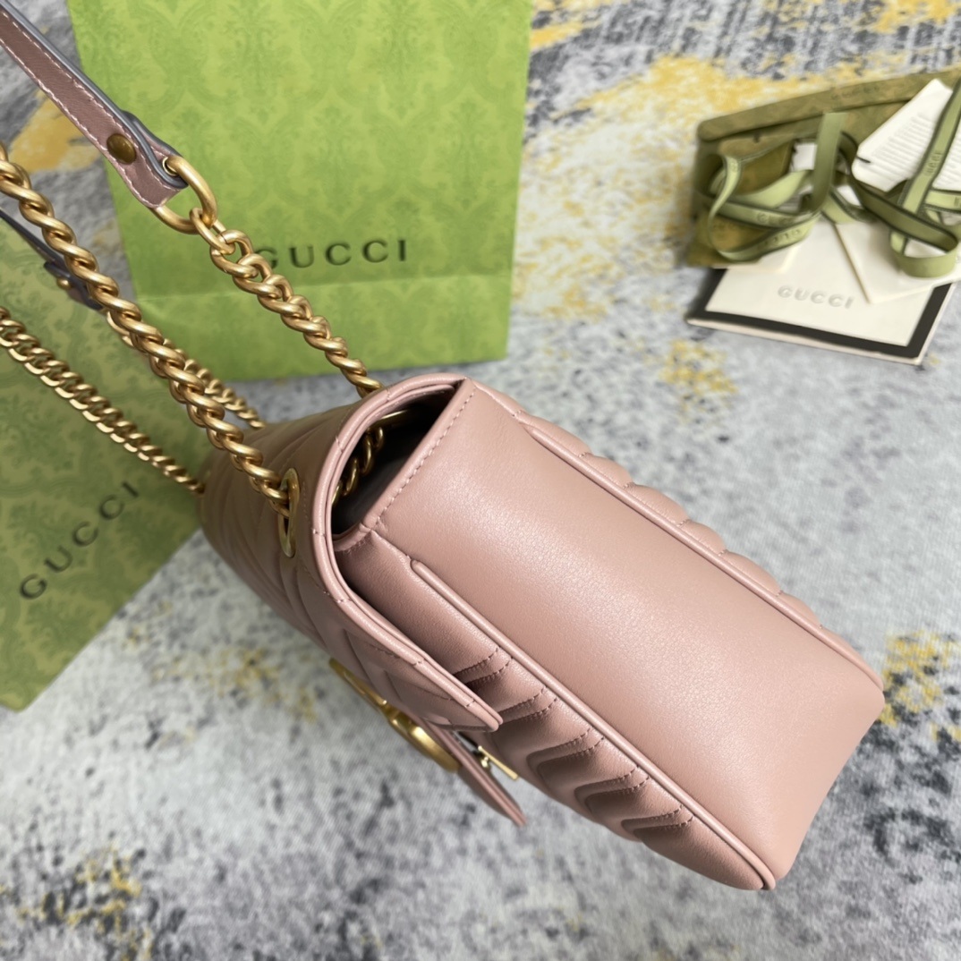Gucci GG Marmont Medium in Matelassé Leather with Magnetic Snap Closure for Hand and Shoulder Carry