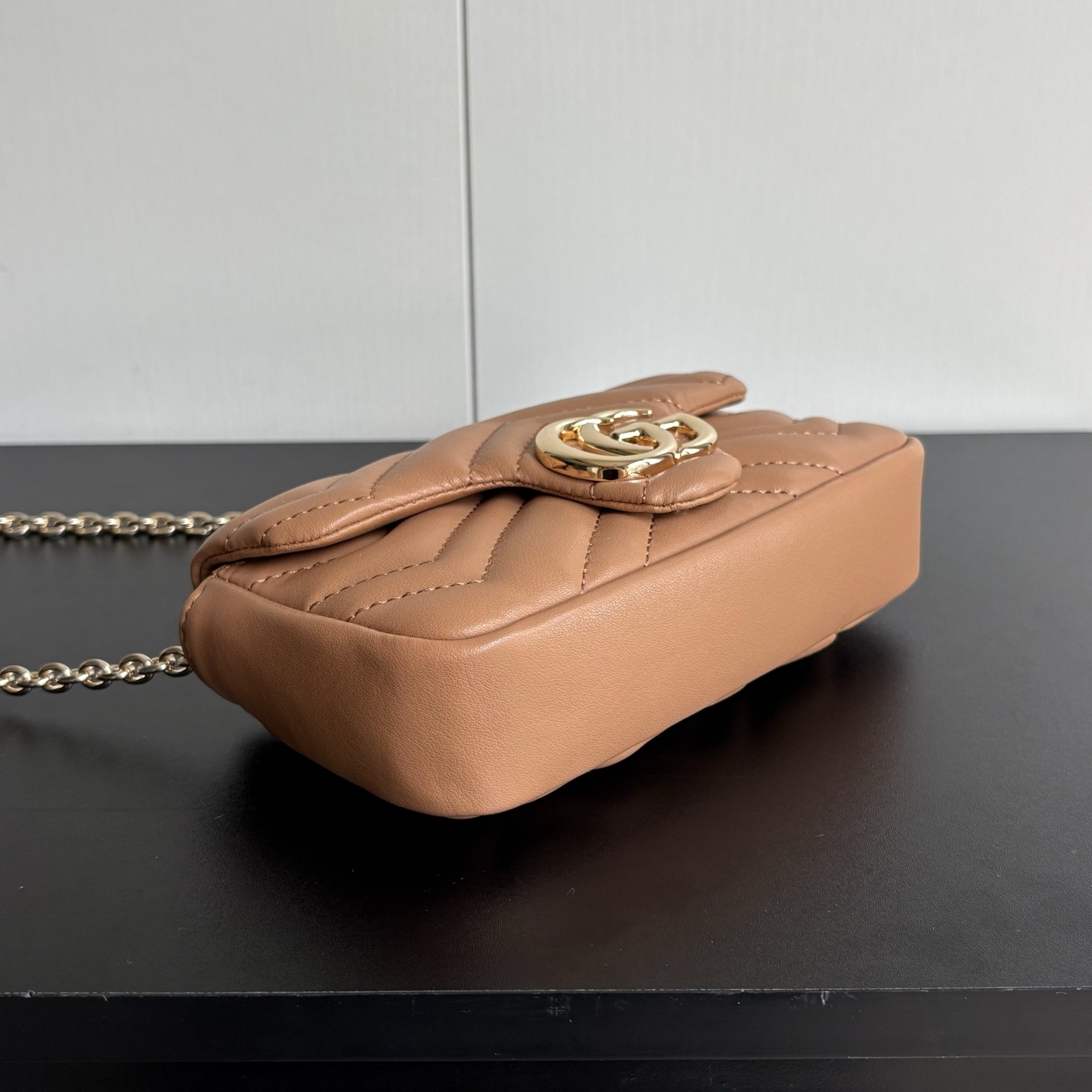Gucci Marmont 2.0 841290 in Matelassé Leather with Magnetic Snap Closure for Shoulder and Crossbody