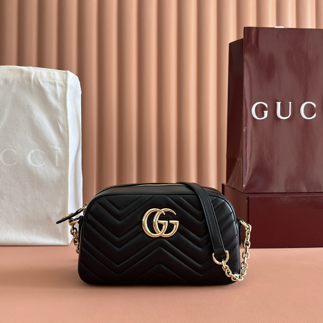 Gucci GG Marmont Mini Camera Bag in Matelassé Leather with Zipper Closure for Hand Shoulder Carry