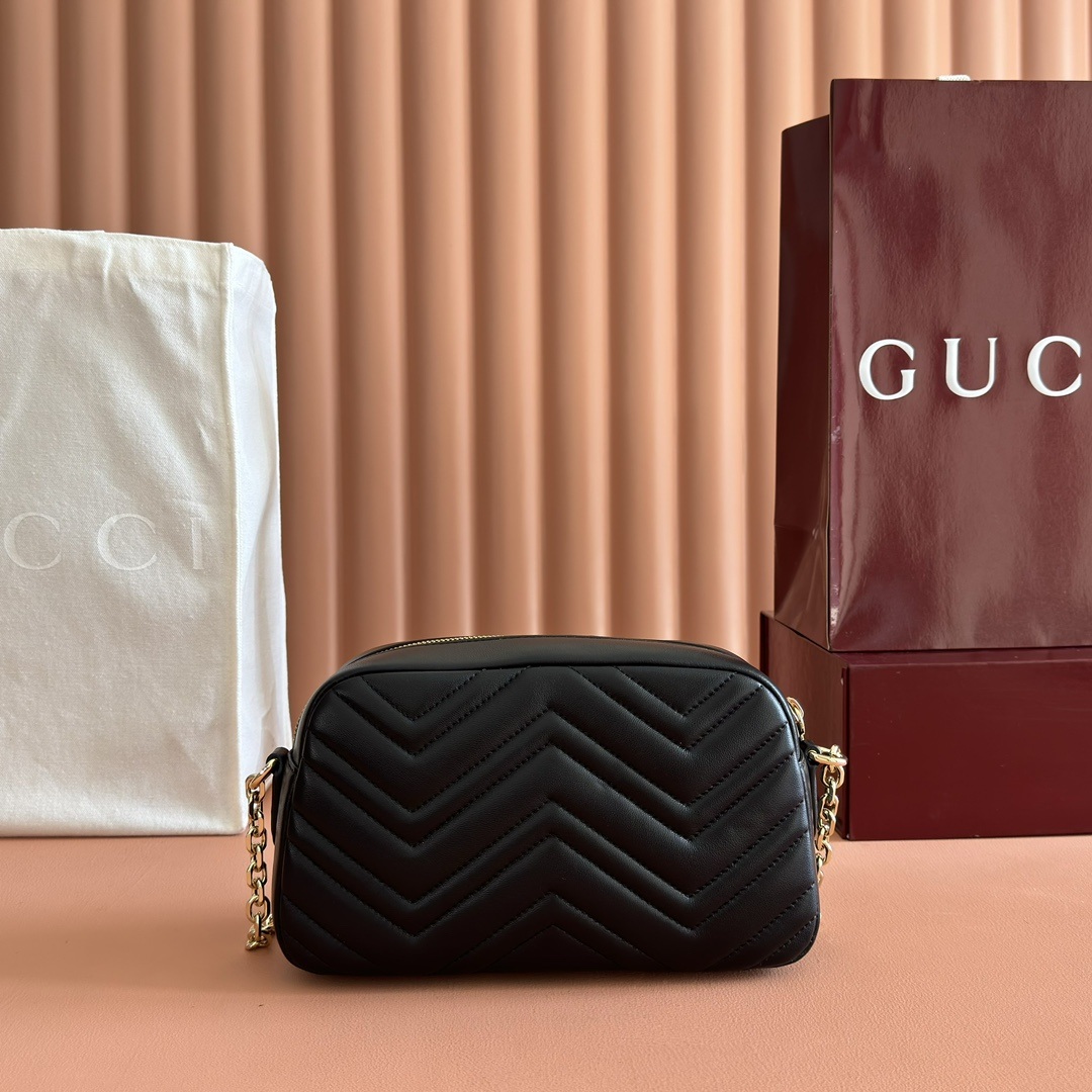 Gucci GG Marmont Mini Camera Bag in Matelassé Leather with Zipper Closure for Hand Shoulder Carry