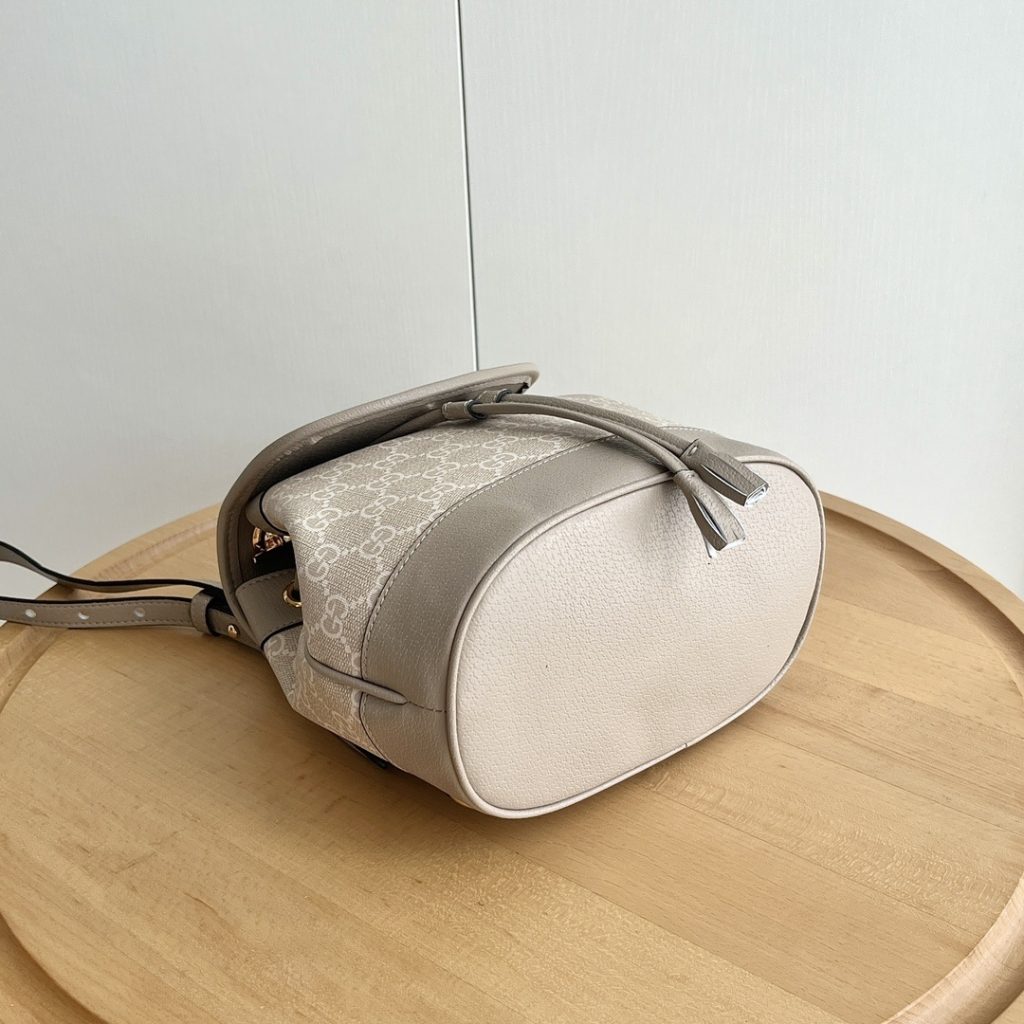 Gucci Ophidia in GG Supreme Canvas with Leather Trim and Drawstring and Magnetic Snap Flap