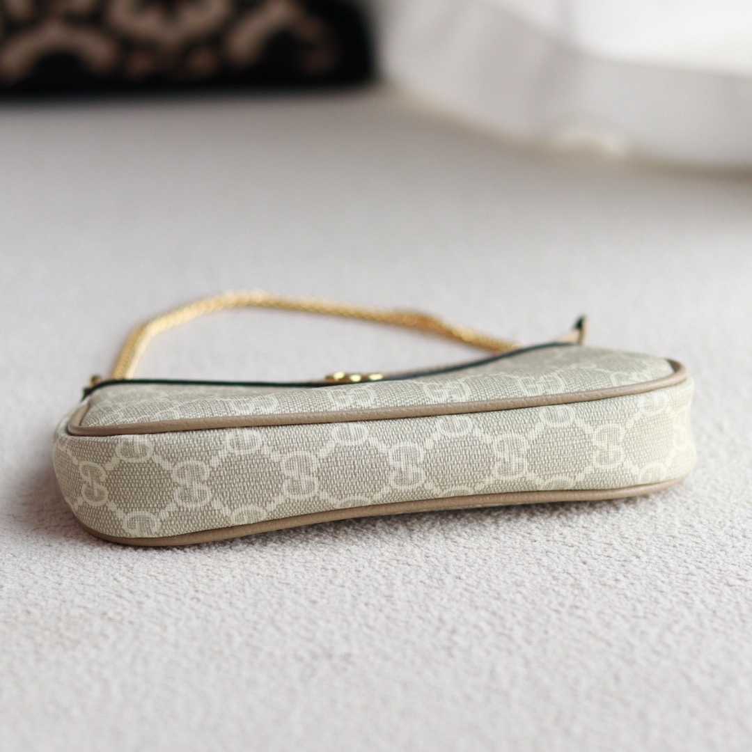 Gucci Ophidia in GG Supreme Canvas with Leather Trim and Zipper for Shoulder Crossbody Carry