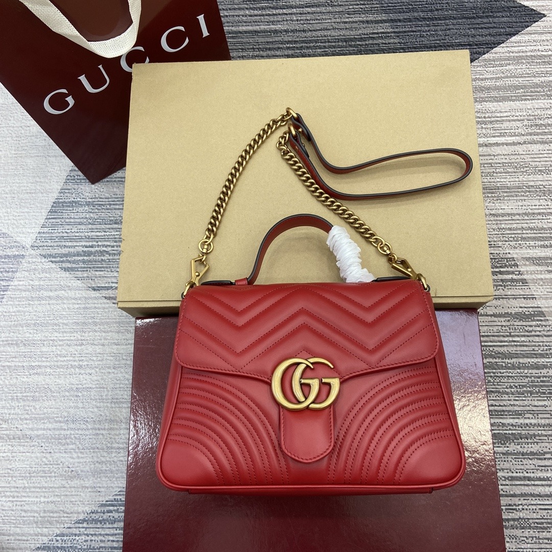 Gucci GG Marmont 498110 in Matelassé Leather with Flap and Double G Push and Gold Hardware