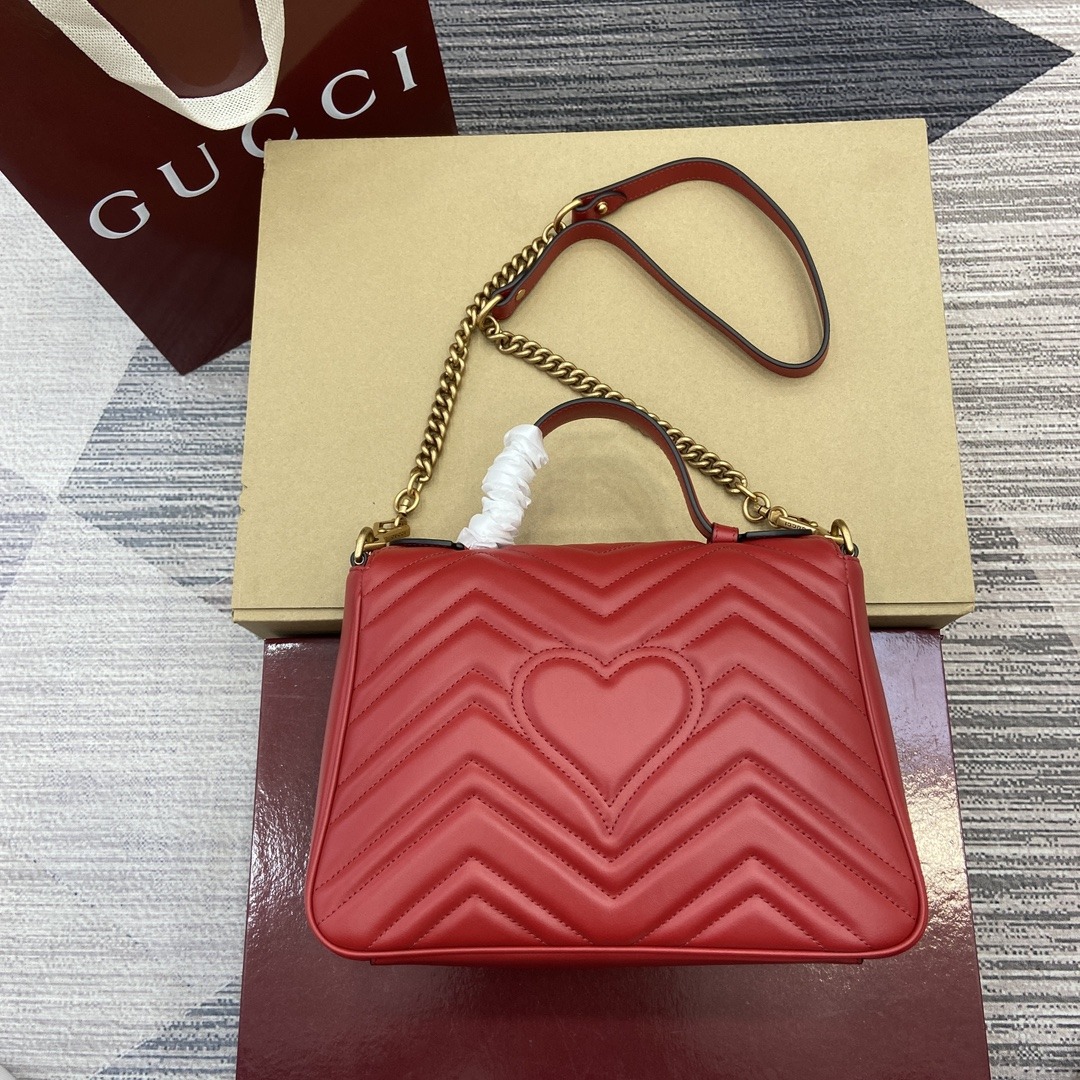 Gucci GG Marmont 498110 in Matelassé Leather with Flap and Double G Push and Gold Hardware