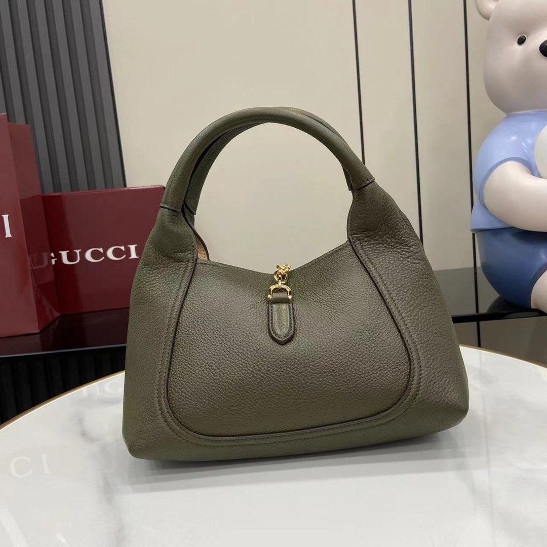 Gucci Softbit in Grained Calfskin with Magnetic for Handheld Shoulder Bag Carry