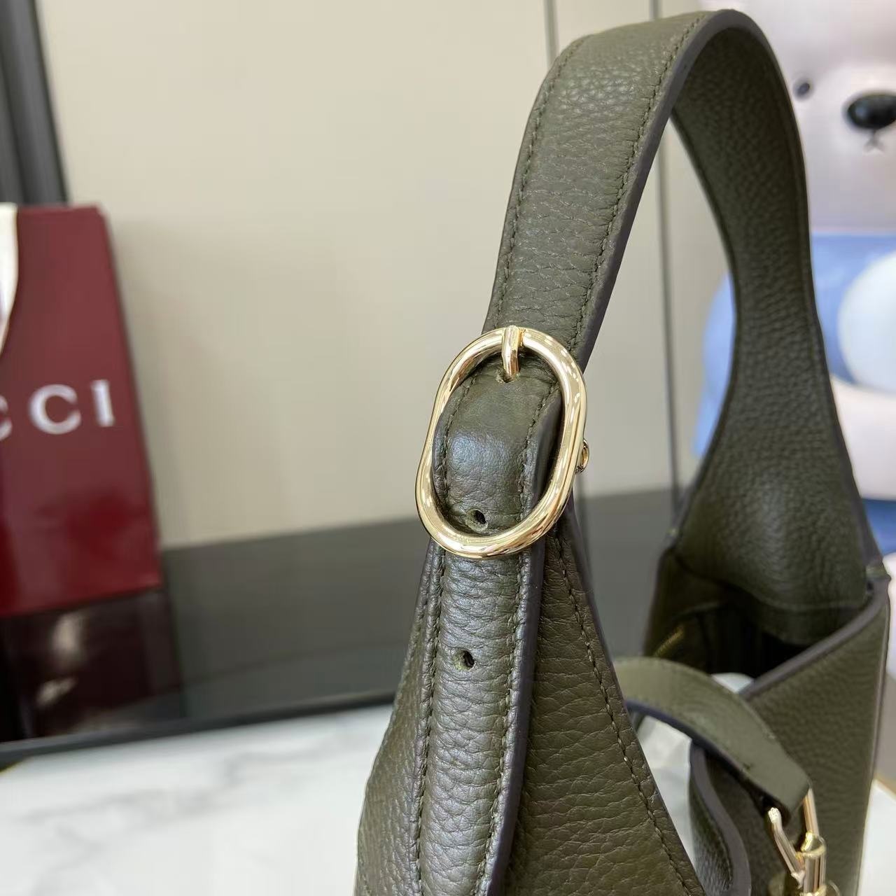 Gucci Jackie 1961 810232 in Forest Green Pebbled Leather with Push Closure for Hand Shoulder Carry