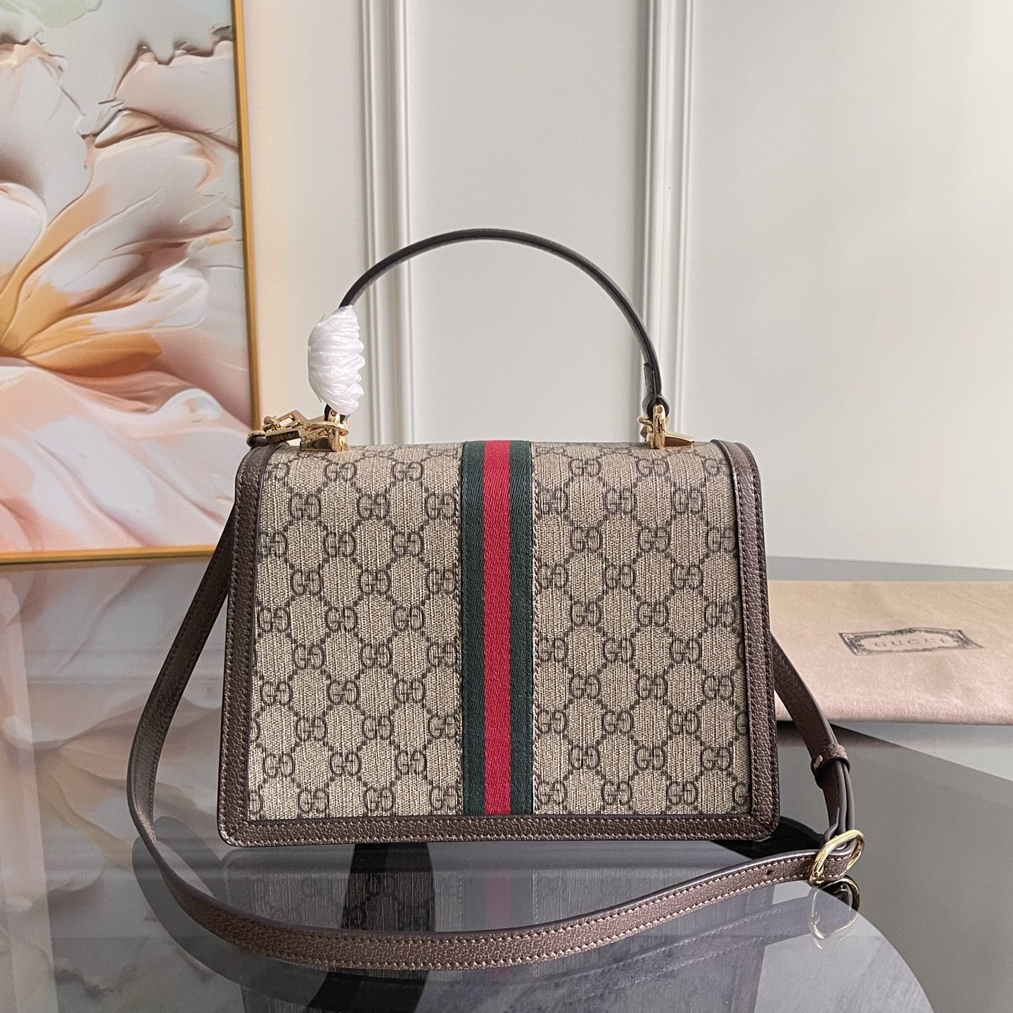Gucci Ophidia GG in GG Supreme Canvas with Leather Trim for Handheld Shoulder Carry