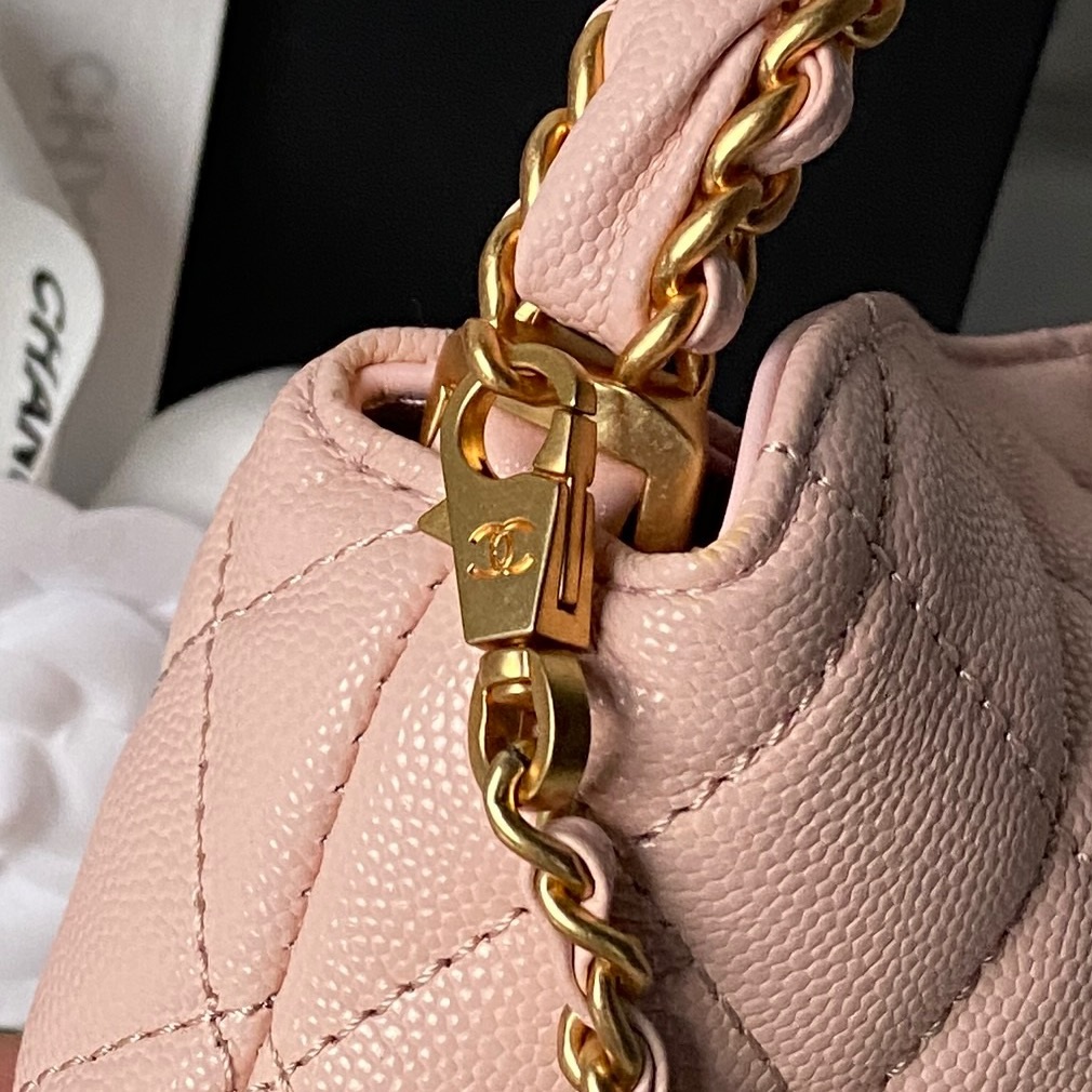 Chanel Coco Handle in Caviar Leather with Magnetic Snap for Shoulder Crossbody Bag Carry