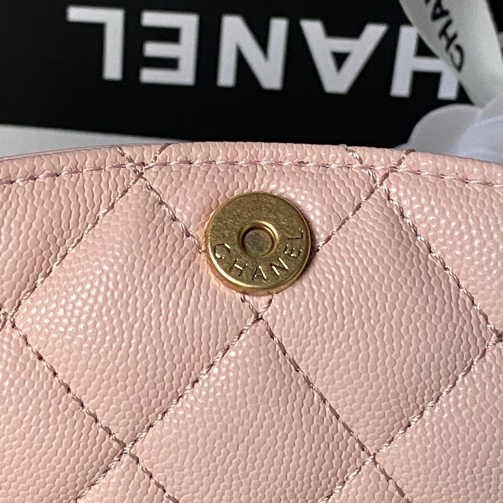 Chanel Coco Handle in Caviar Leather with Magnetic Snap for Shoulder Crossbody Bag Carry
