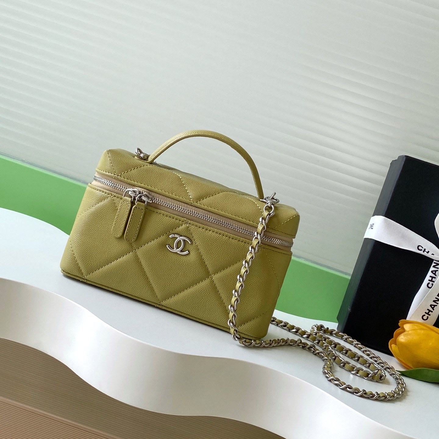 Chanel 25K Large in Caviar Leather with Zipper for Shoulder Crossbody Bag Carry in Black Color
