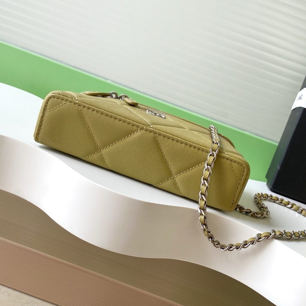 Chanel 25K Large in Caviar Leather with Zipper for Shoulder Crossbody Bag Carry in Black Color